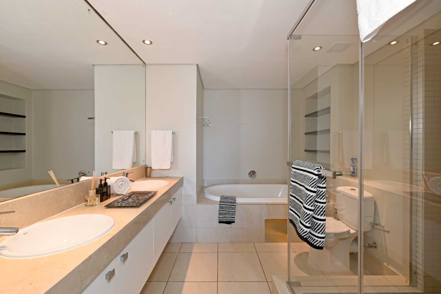 2 Bedroom Property for Sale in Cape Town City Centre Western Cape